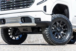 Wheel - Rough Country - 83 Series | 10-Spoke | One-Piece - Gloss Black